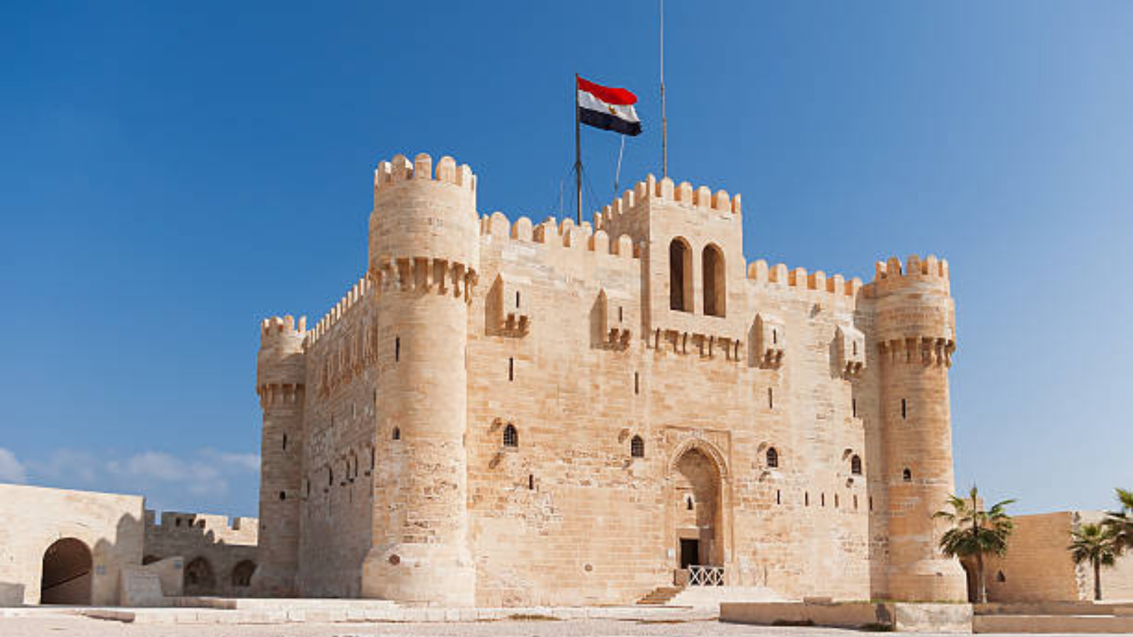 Giza Pyramids & Grand Egyptian Museum Full-Day Small Group Tour