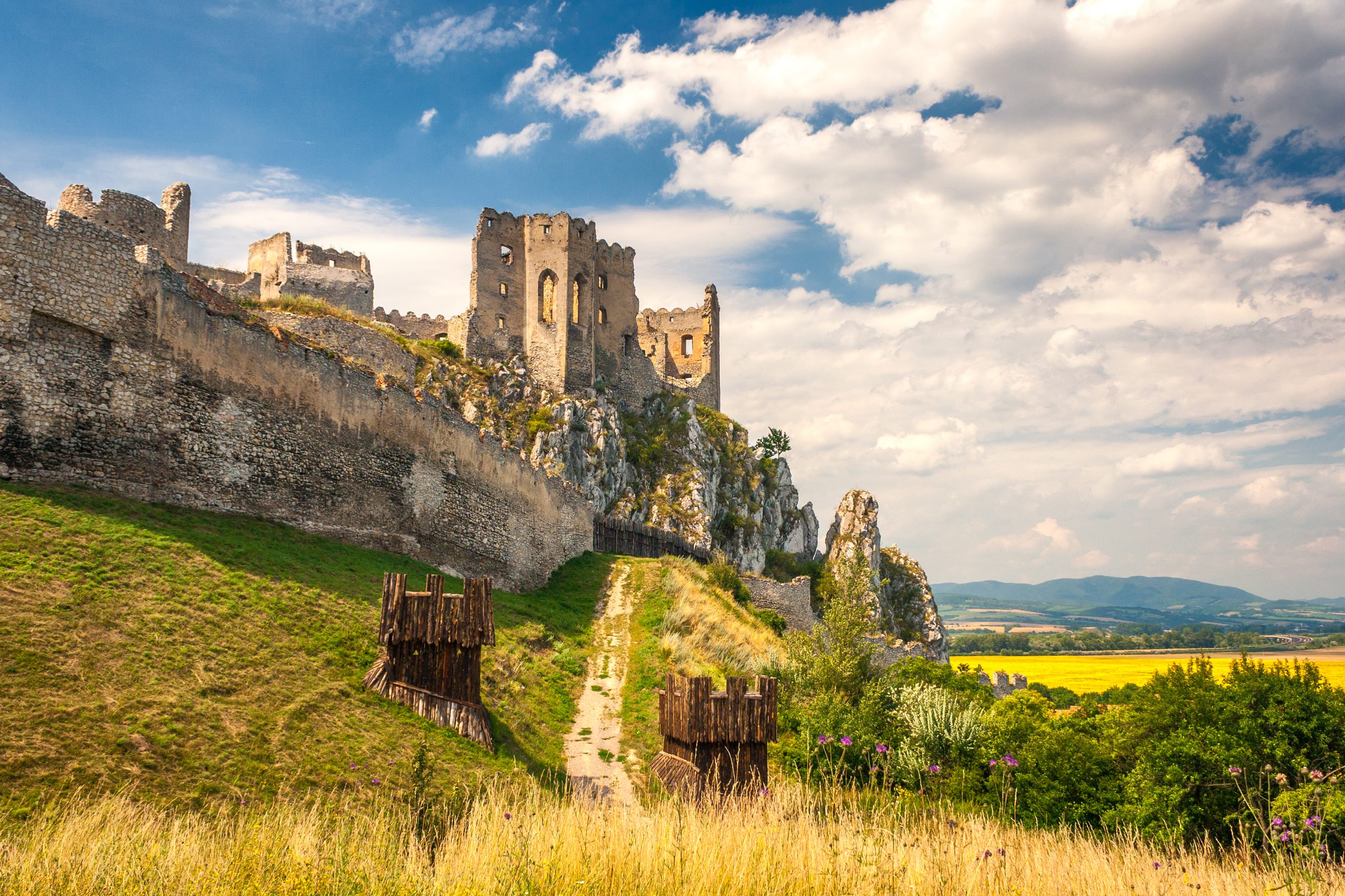 From Vienna: Slovakia’s Castles & Cities Guided Day tour