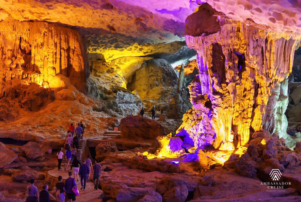 Visit Sung Sot Cave, one of the most beautiful caves in the bay.