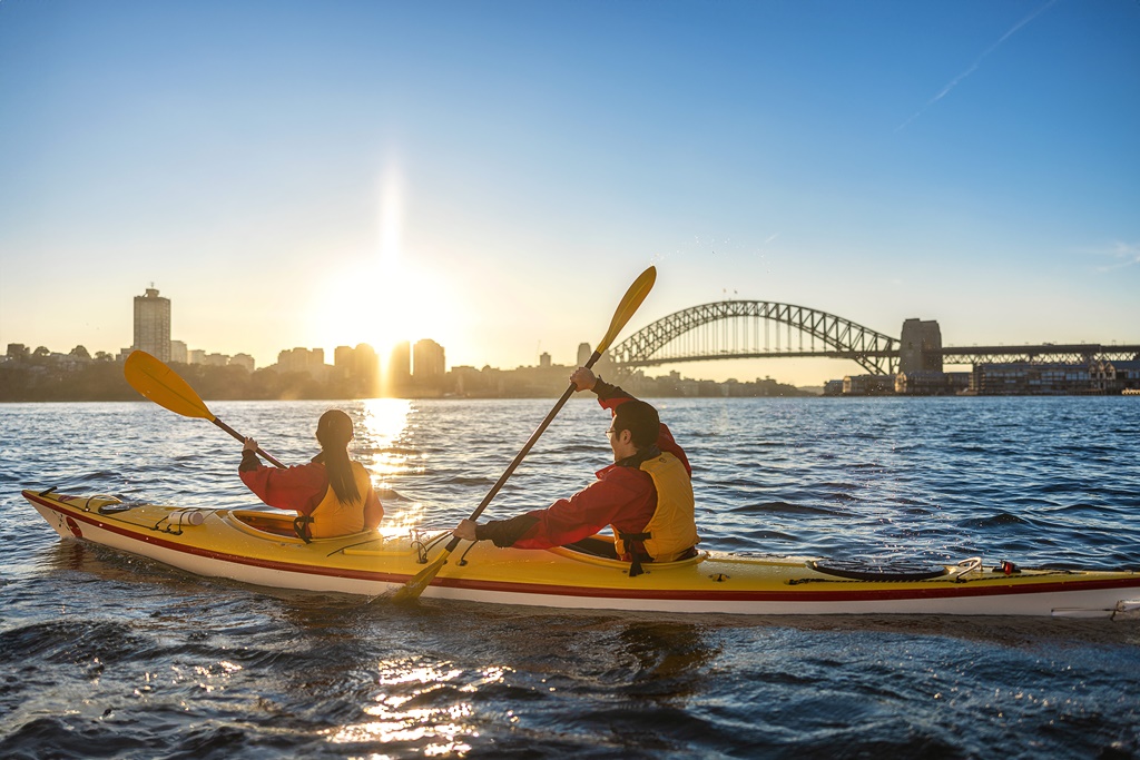 Sydney Harbour Guided Kayak 'BREAKFAST' Experience