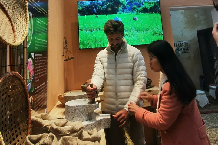 Traditional Farming & Fishing by “nom” (fishing-tackle) at Tam Coc
