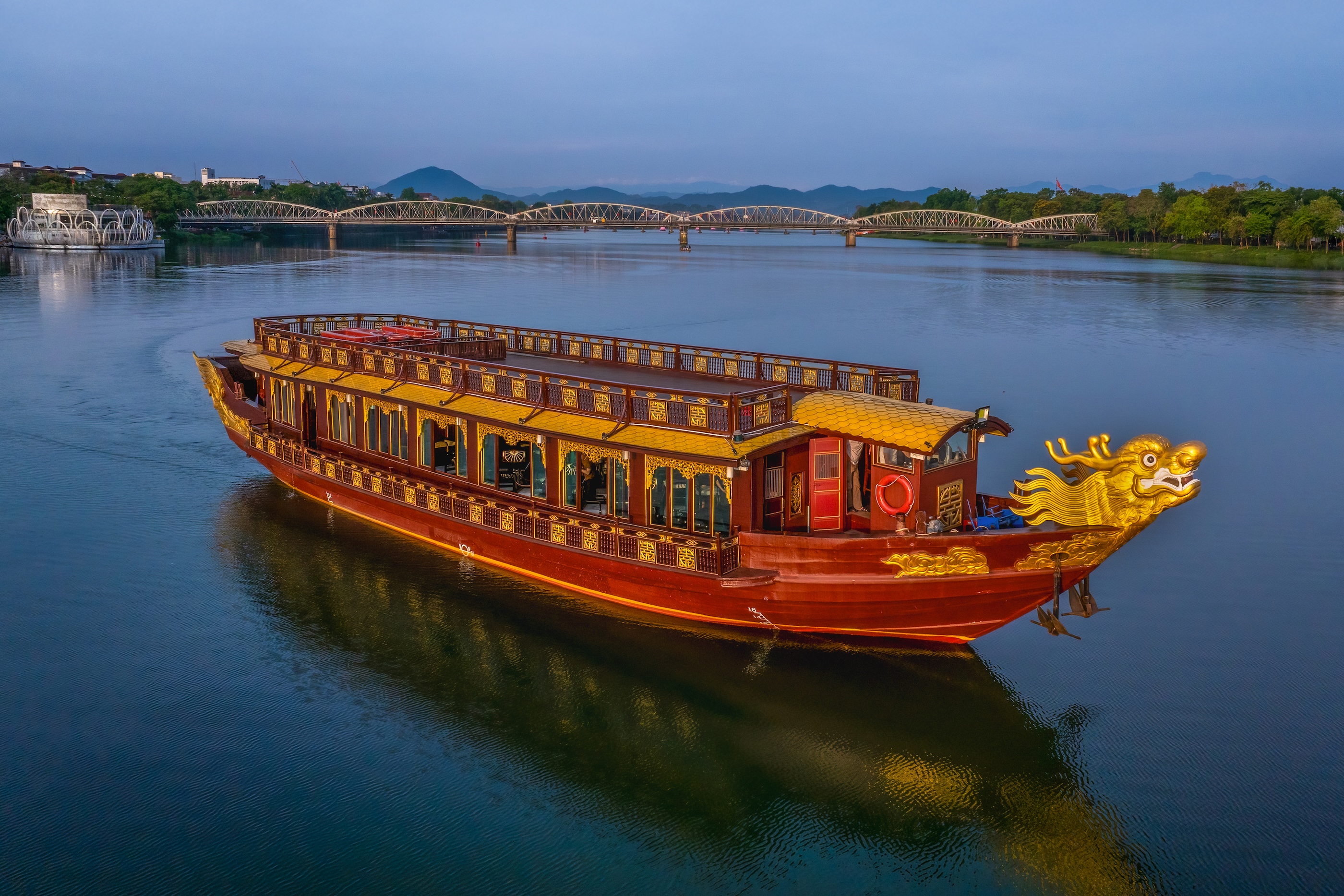 Huong River Dining Cruise Experience By Hueritage