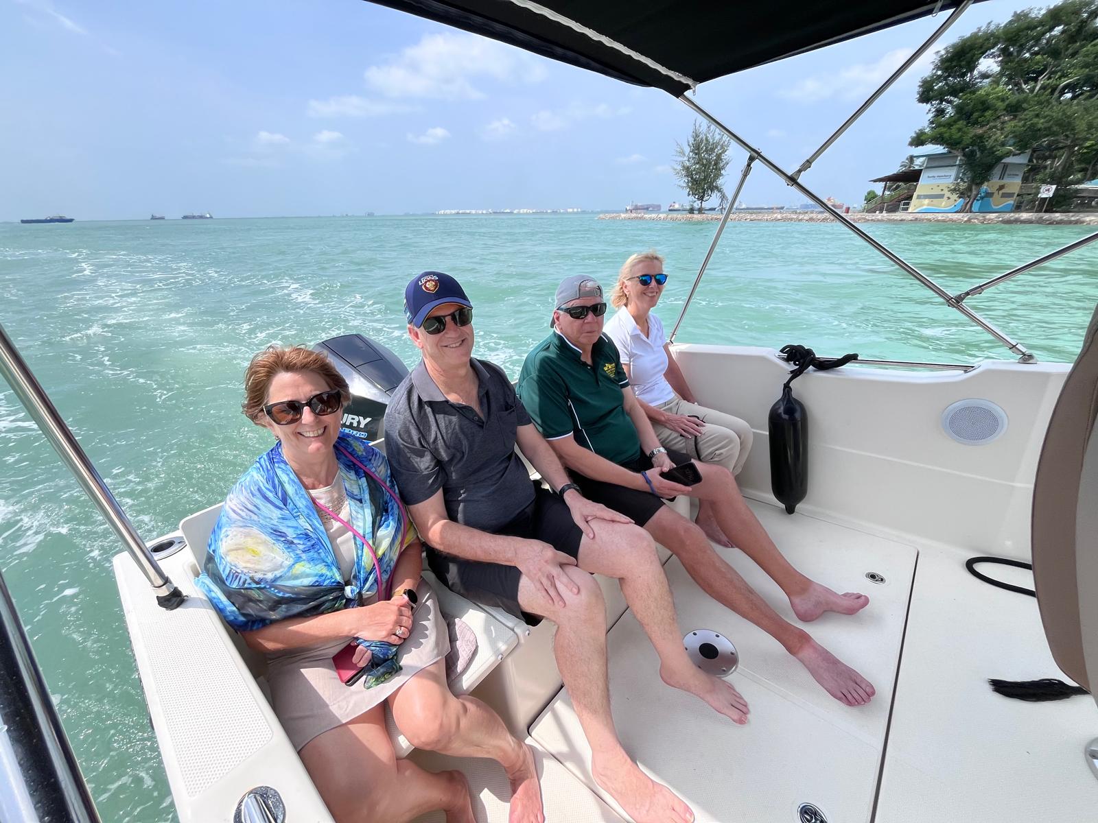 Speedboat Maritime Guided Tour by YachtCruiseSG