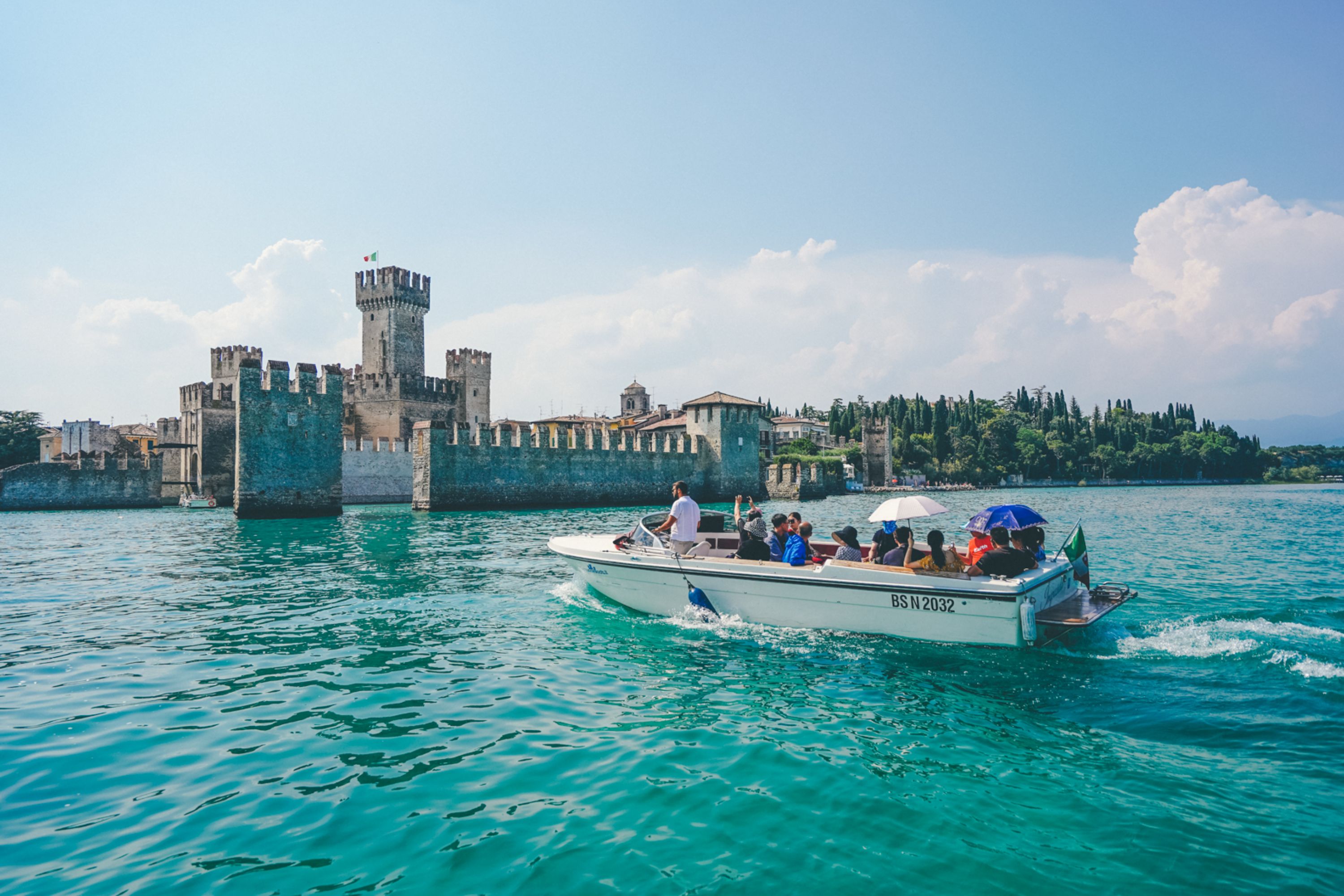 Sirmione and Lake Garda tour from Verona