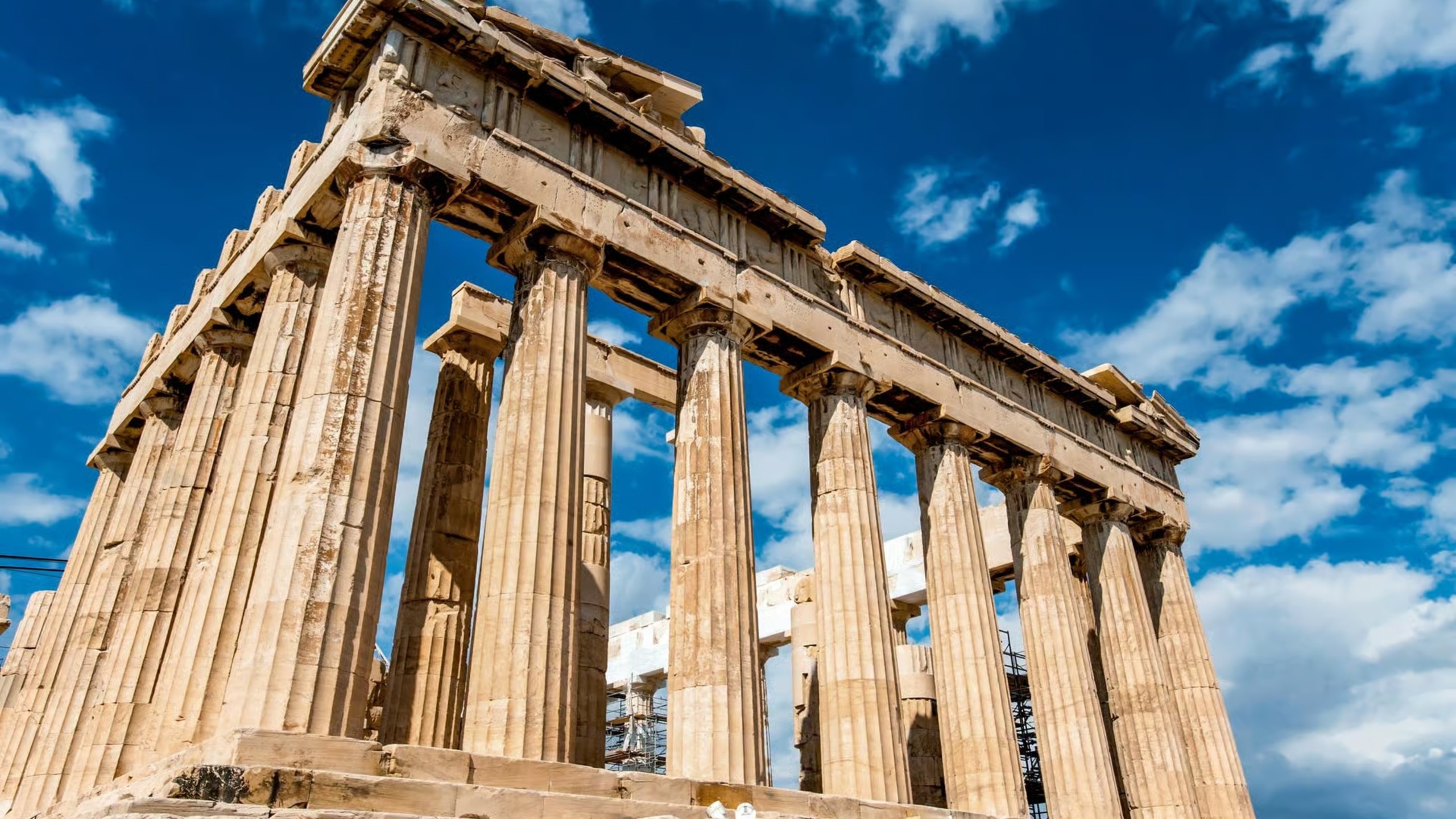 憑藉電子門票和引人入勝的自助語音導覽，免排隊探索雅典衛城。