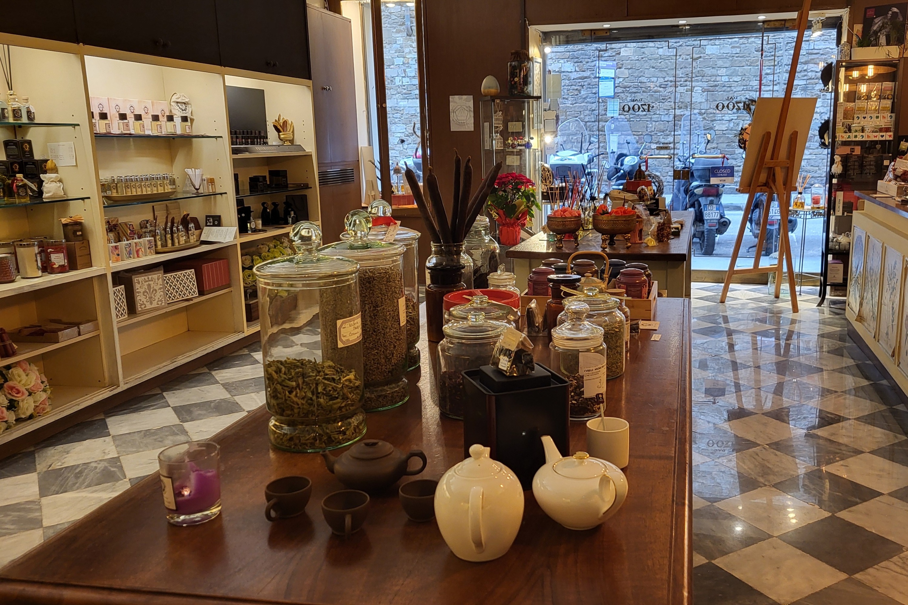 Perfume Masterclass and Sensory Experience in Florence