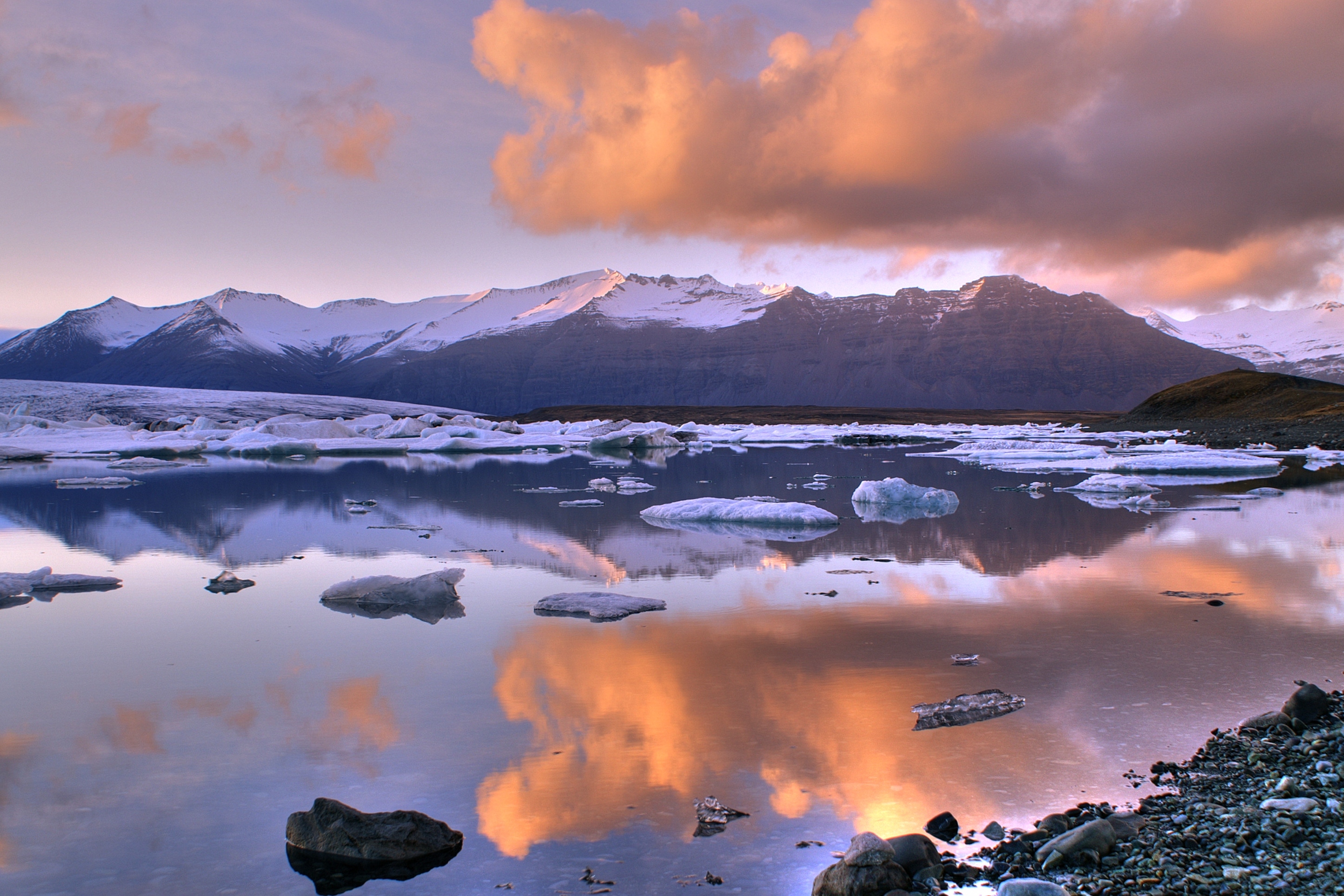 Crystal Ice Cave Tour from Jokulsarlon Glacier Lagoon