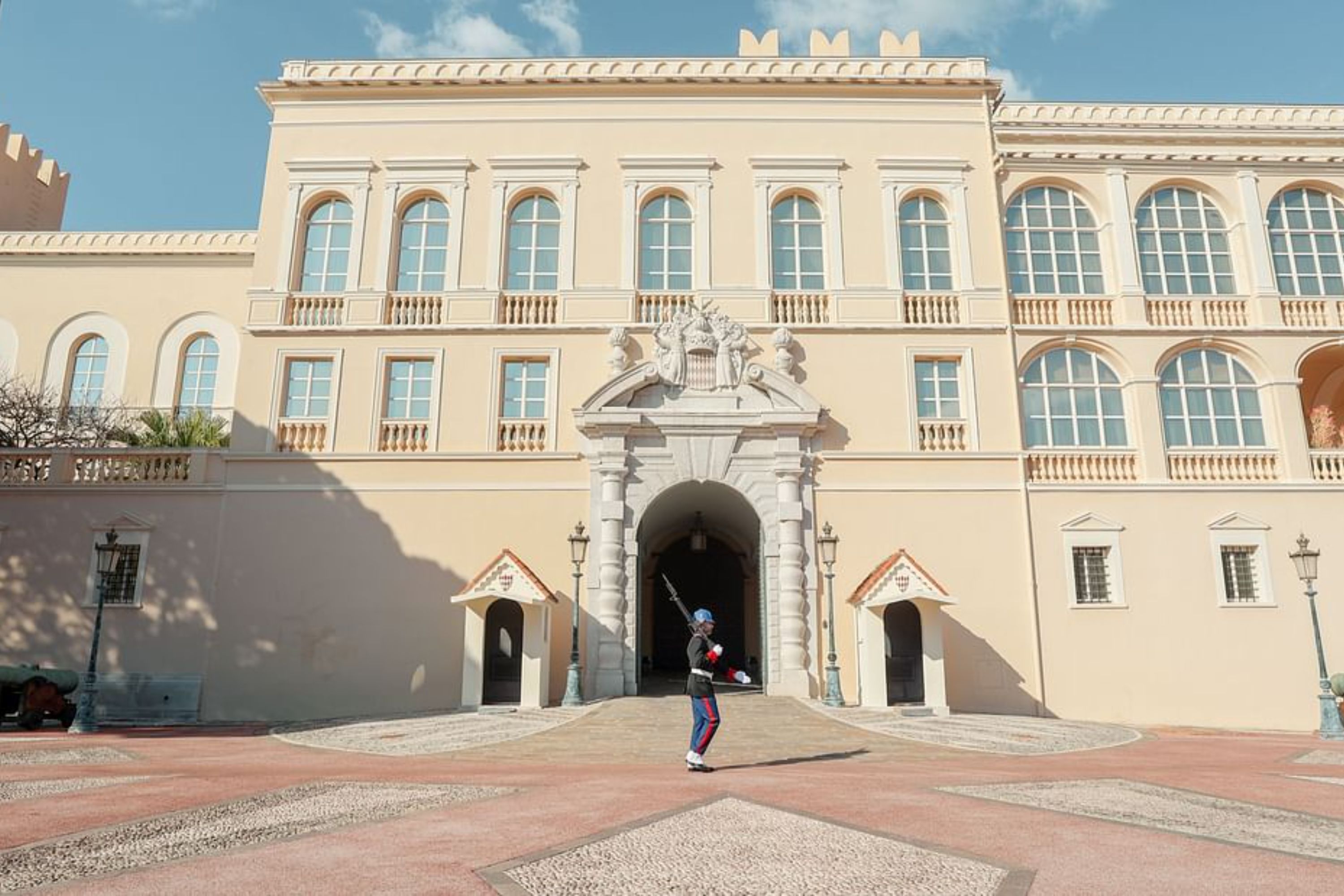 Discover the history and elegance of the Prince's Palace in Monaco