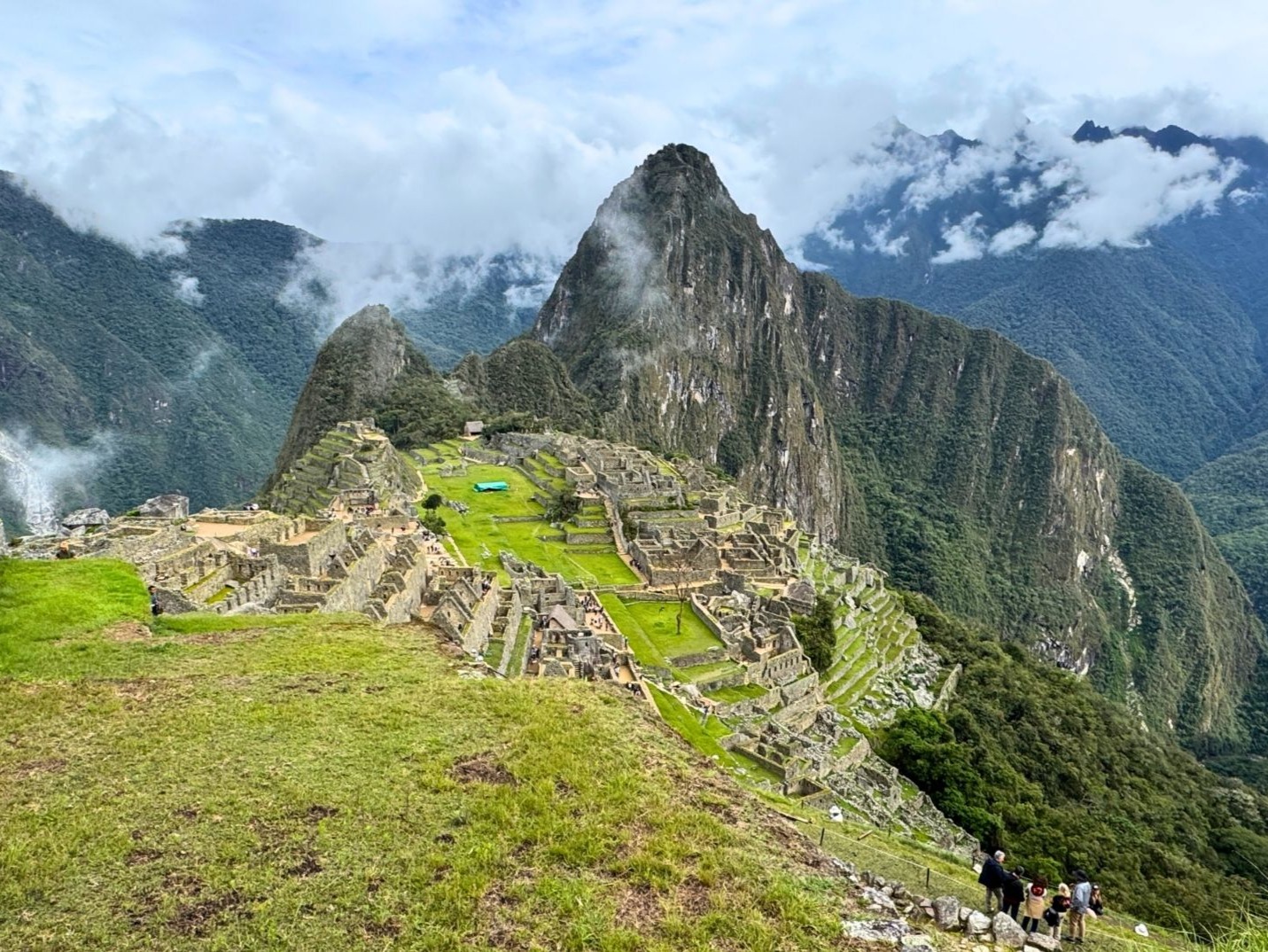 Machu Picchu Day Tour from Cusco with Train Tickets