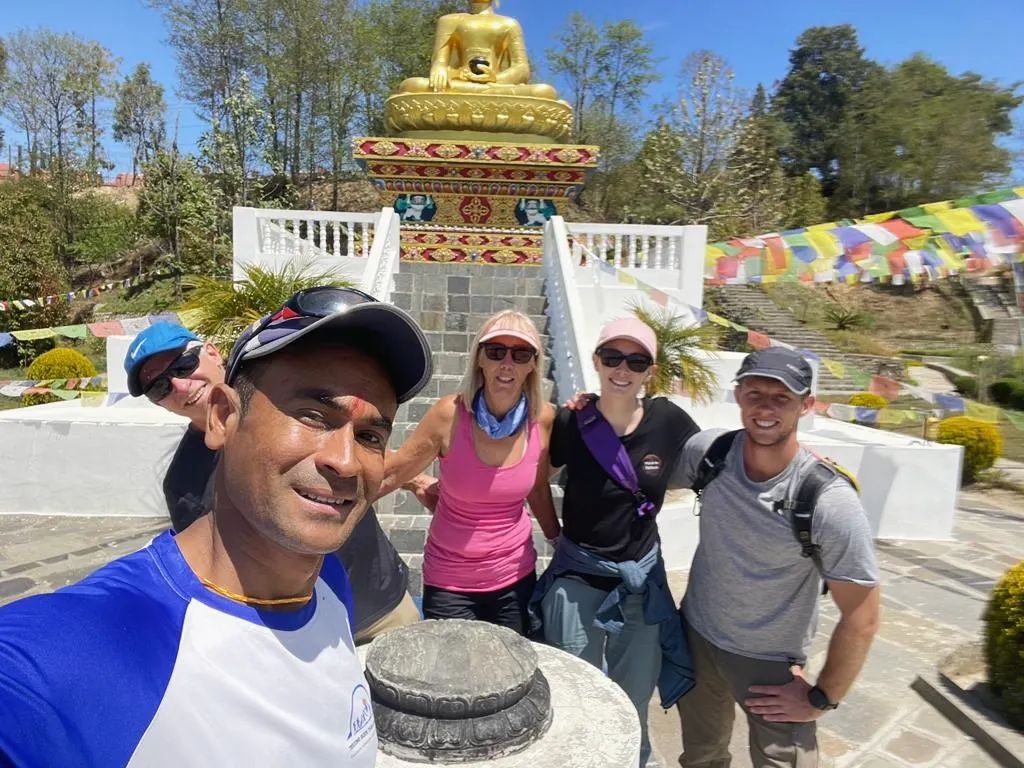 1天納加闊特徒步旅行。納加闊特（Nagarkot）位於巴克塔普爾（Bhaktapur）區