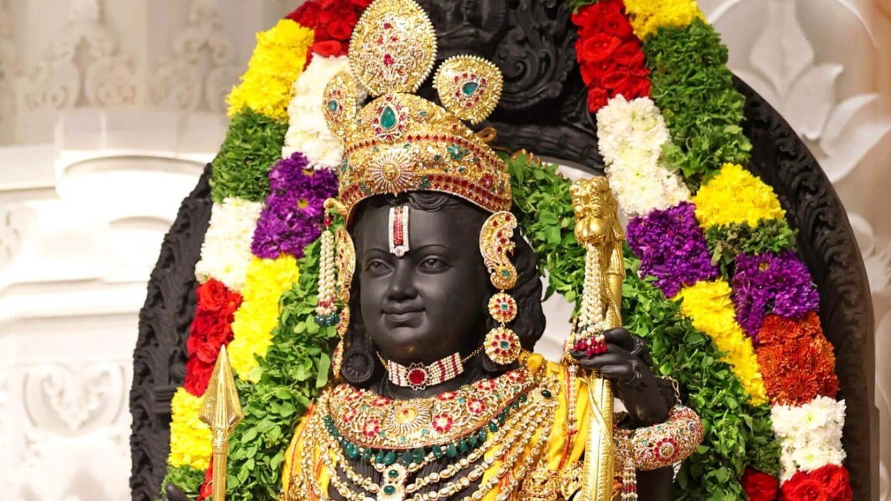 Ayodhya: 2-Day Private Tour with Private Guide and Driver