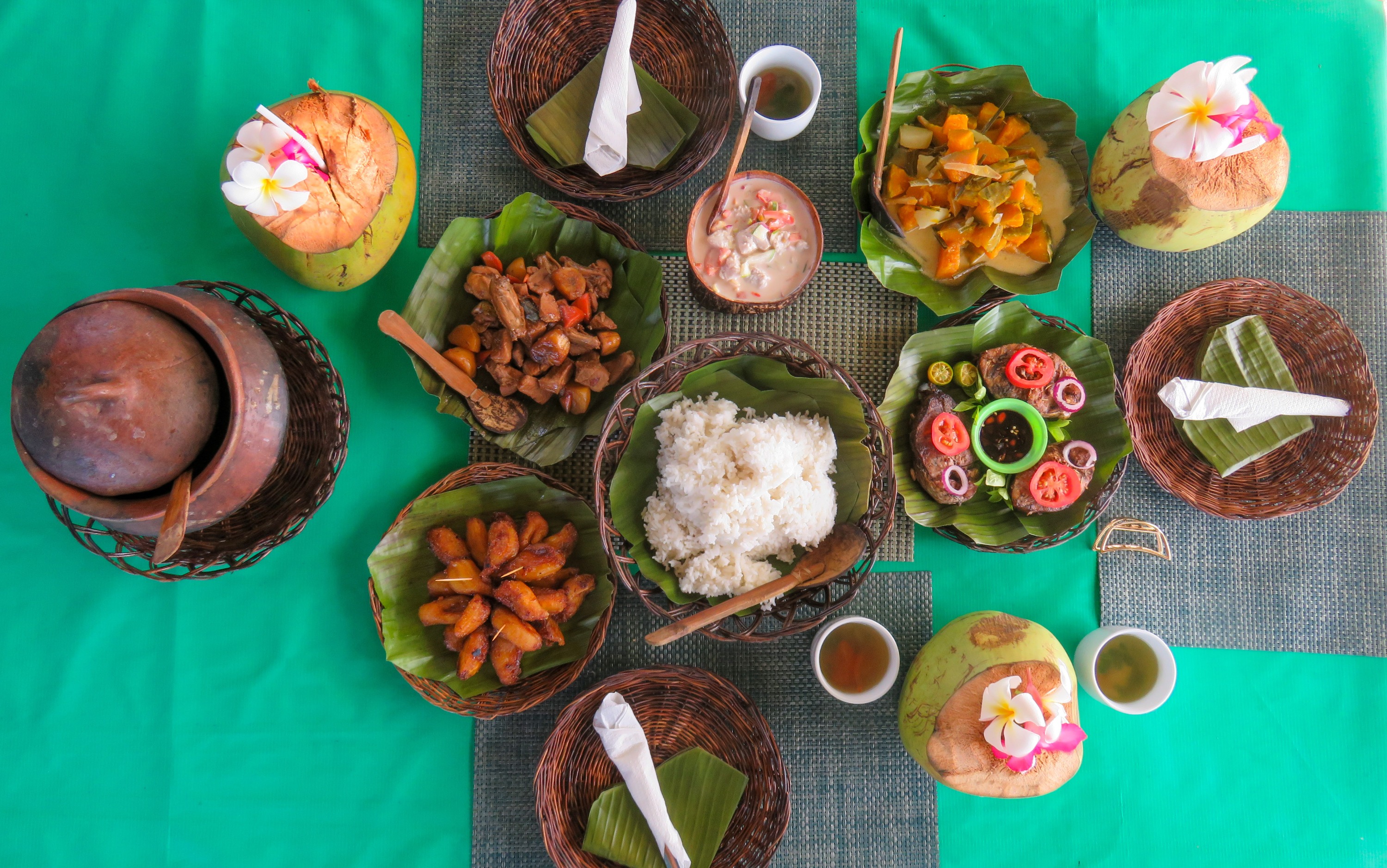 Pamilacan Island Tour in Bohol