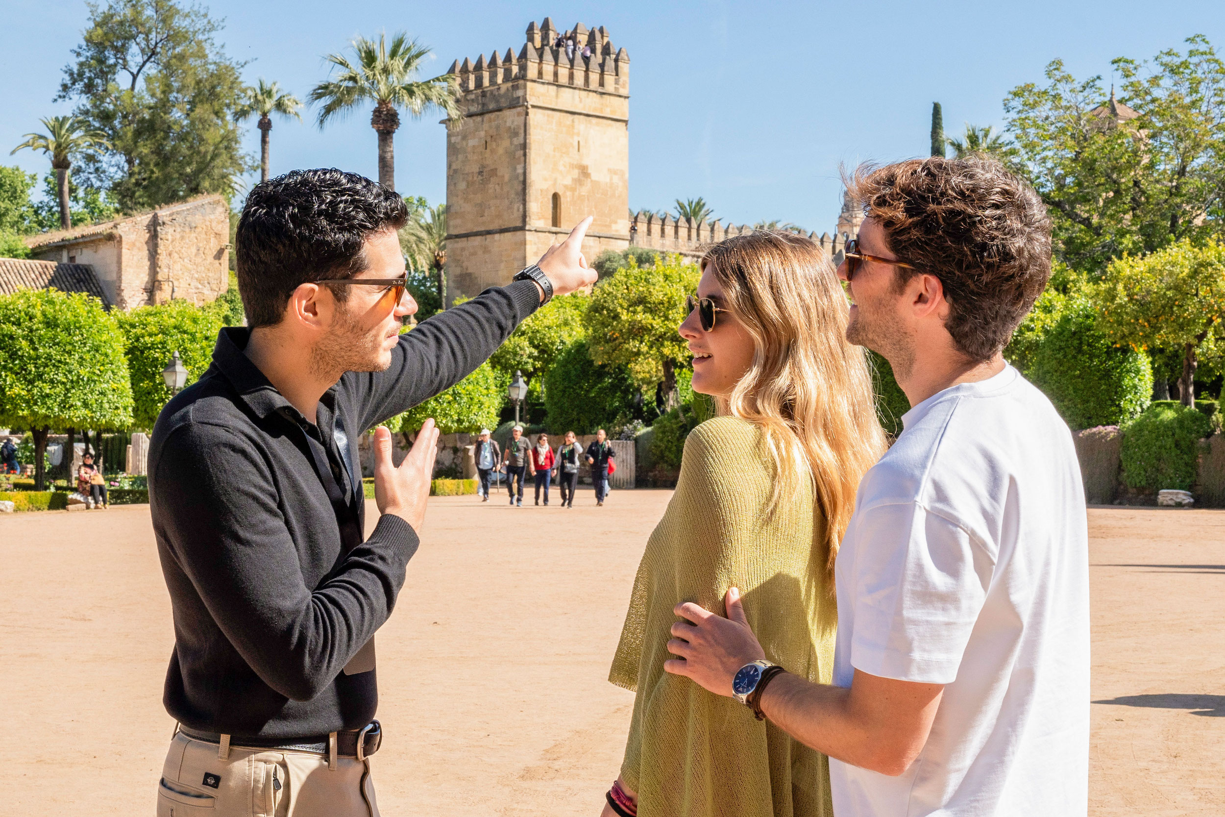 Three Cities in One Day: Córdoba, White Villages and Ronda from Sevi