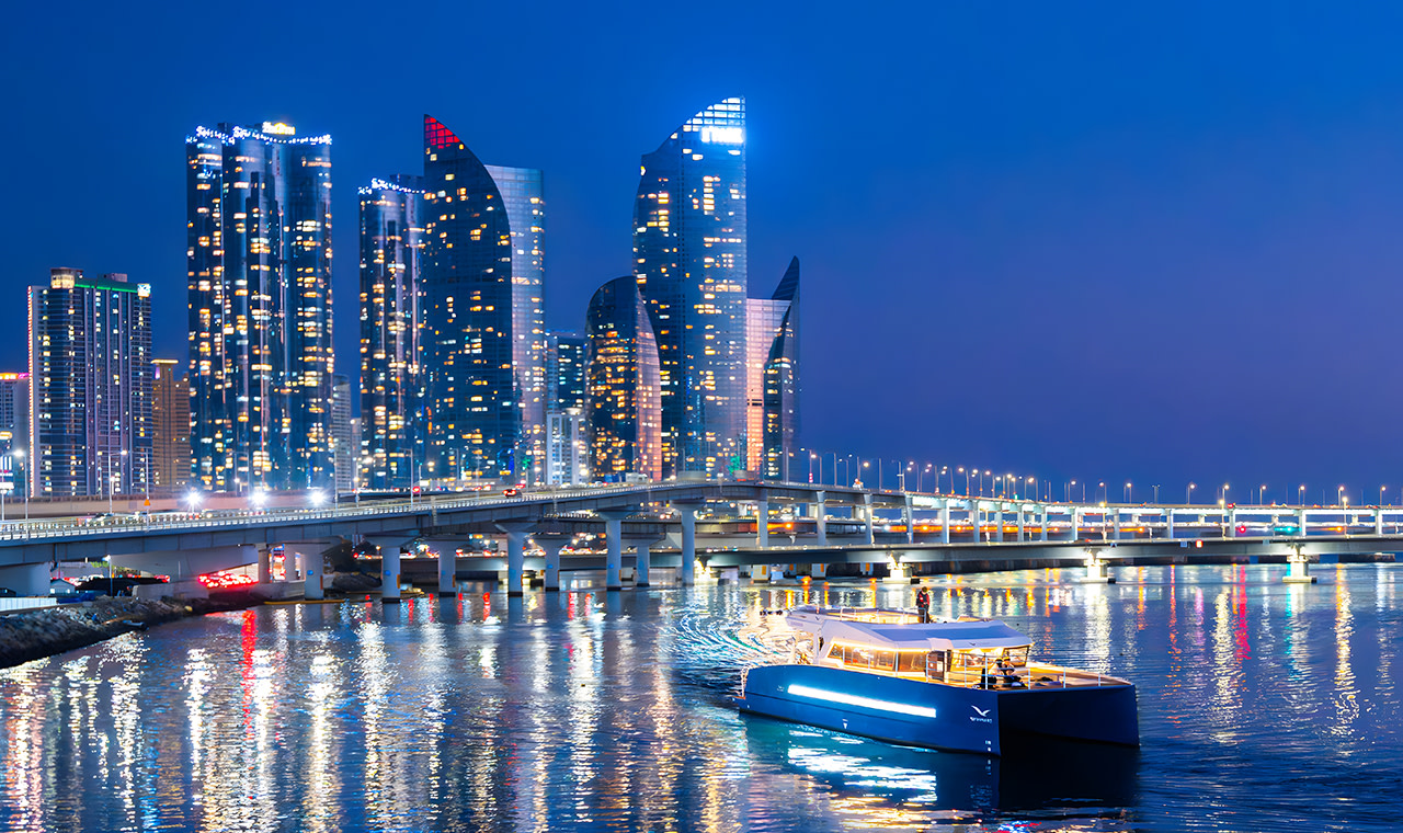 Busan Yacht Dinner Cruise with K-Food & Live Music Haeundae