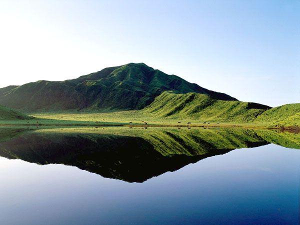 【人氣必選】九州熊本阿蘇一日行｜熊本城巡禮・阿蘇火山奇觀・草千里漫步・火山博物館打卡・阿蘇道路驛站｜福岡或熊本上車