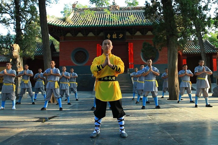 Private Day Tour to Shaoling Temple and Yellow River from Zhengzhou 