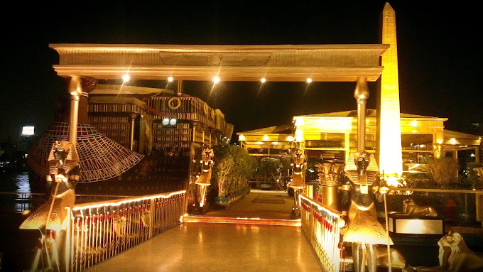 Cairo Dinner Cruise on the Nile with pickup