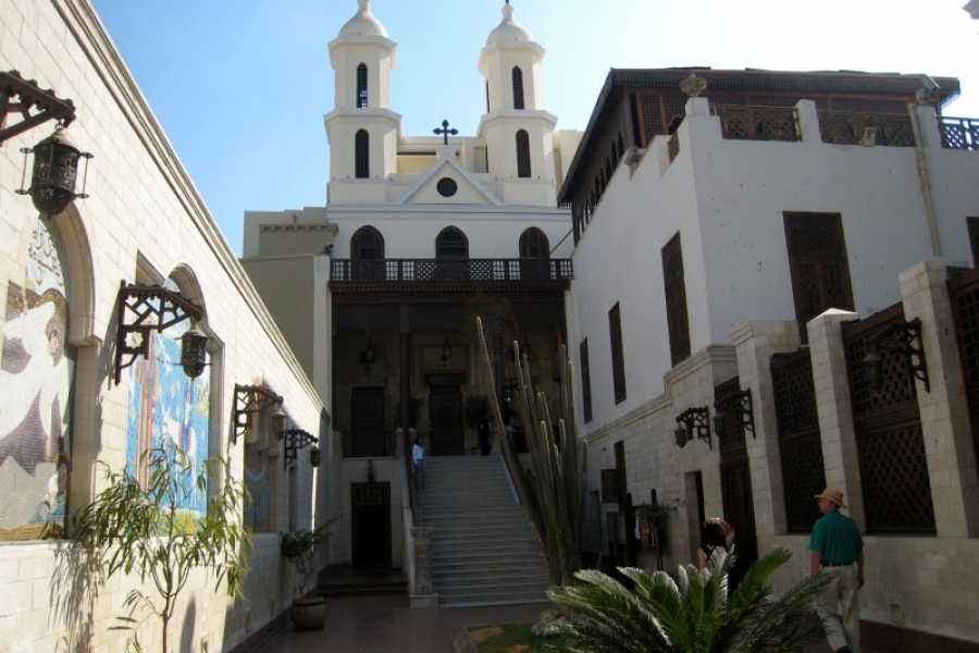 Giza Pyramids, Egyptian Museum, and Coptic Cairo with Lunch