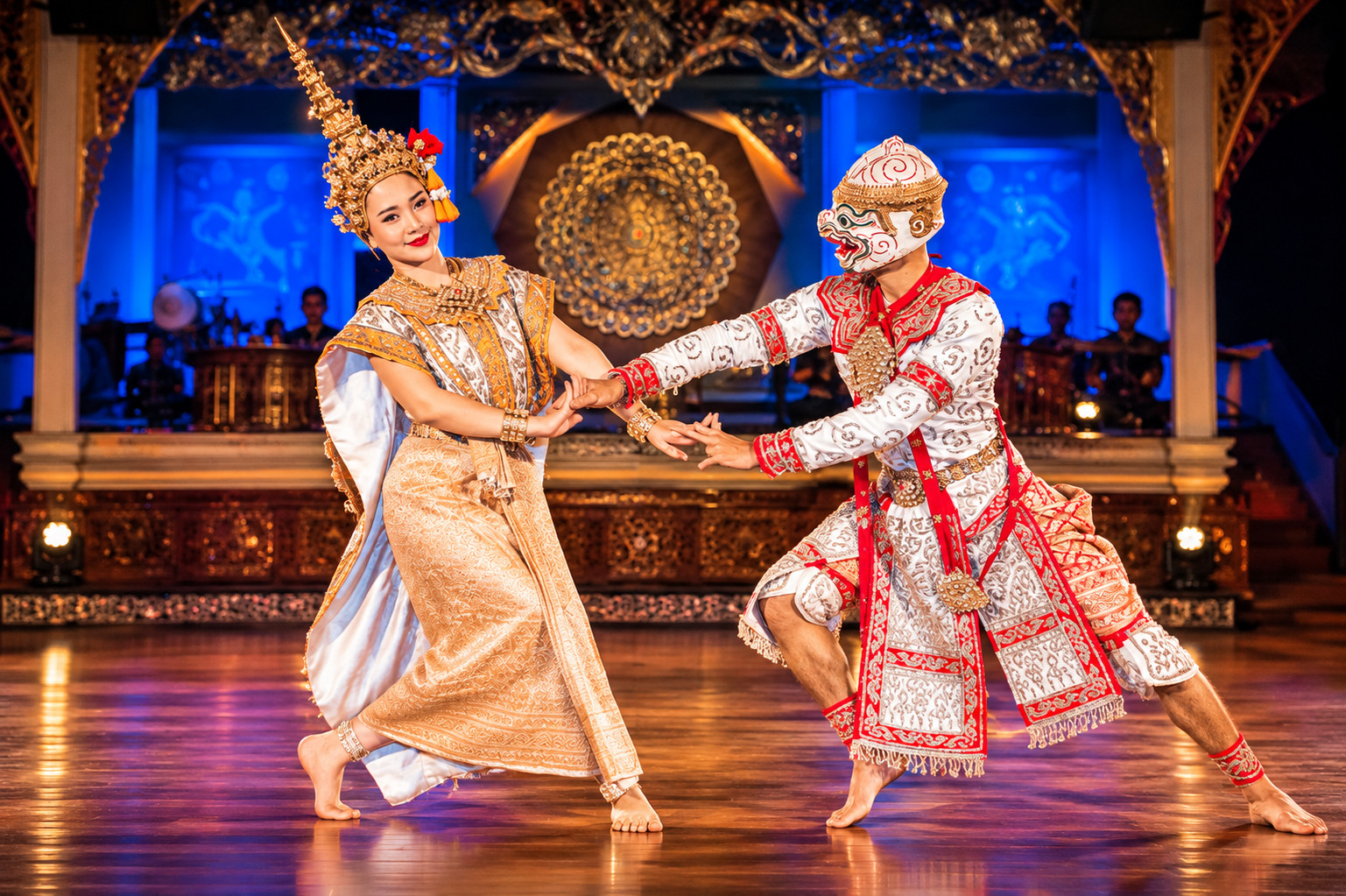 Chiang Mai Khantoke Dinner with Traditional Thai Dance Show