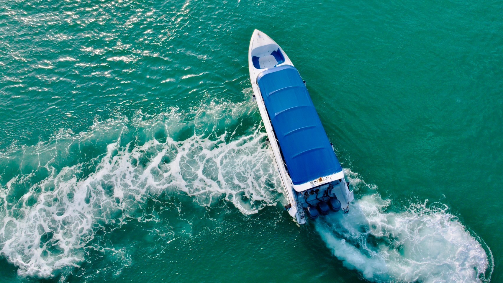 Similan Islands Full-Day Island Hopping & Snorkeling Tour from Phuket