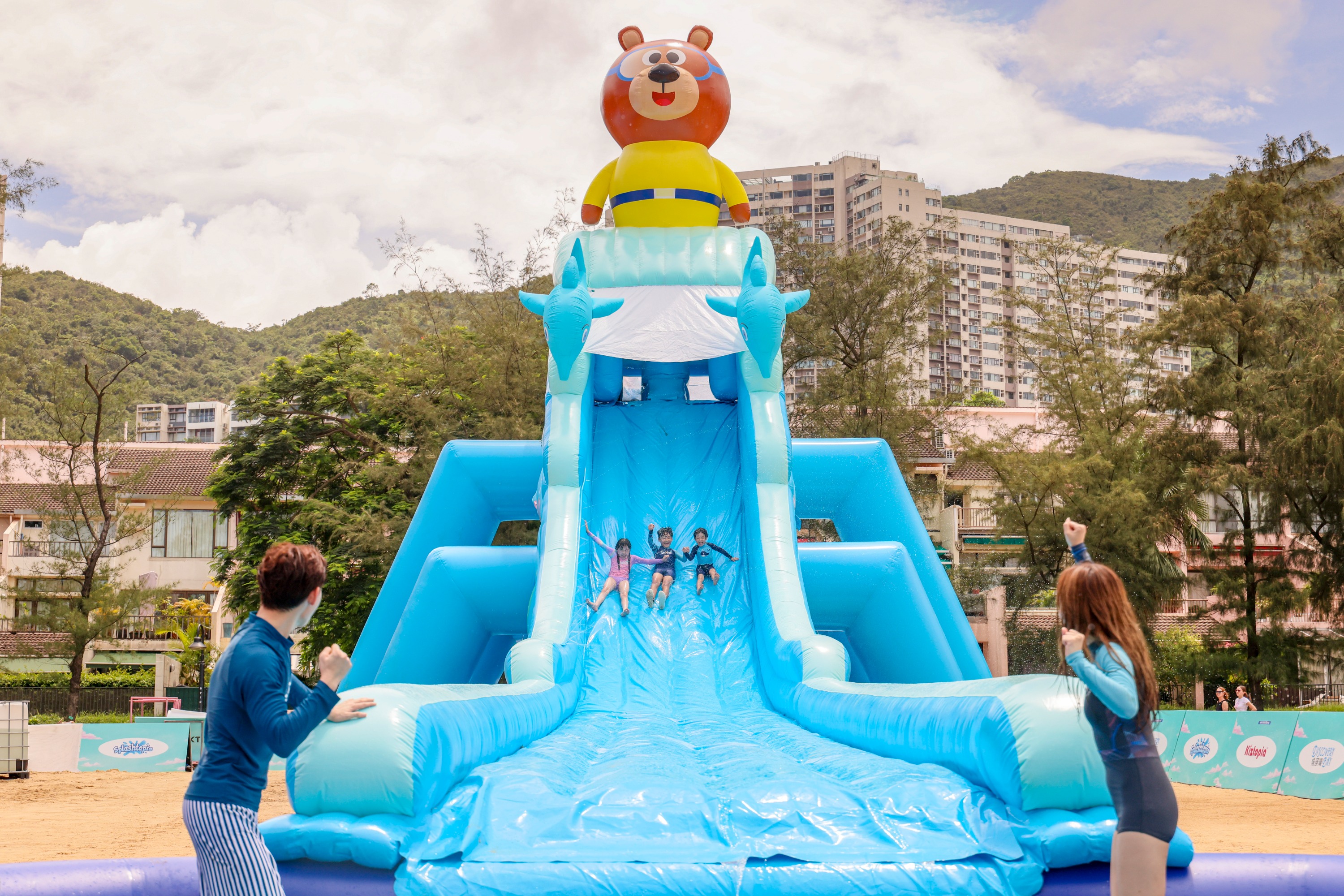 【Klook EXCLUSIVE】DB Summer Splashtopia - Tai Pak Beach, Discovery Bay, Hong Kong