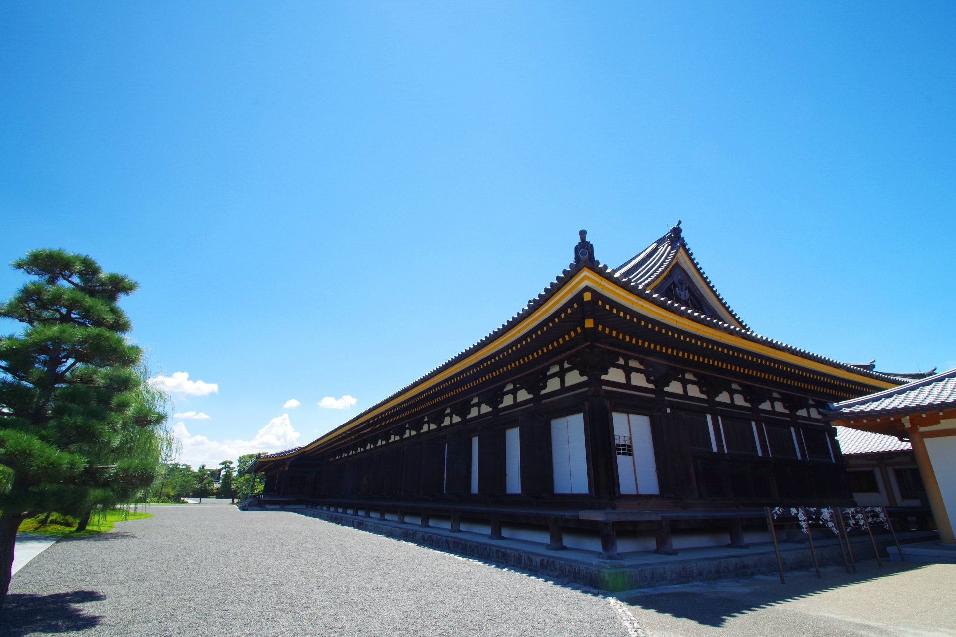 Kyoto Cultural Heritage Day Tour｜Kinkaku-ji Temple, Arashiyama, Sanjusangendo Temple, and Kiyomizu-dera Temple｜Optional Kobe Beef Shabu-shabu Lunch (Departing from Osaka and Kyoto)