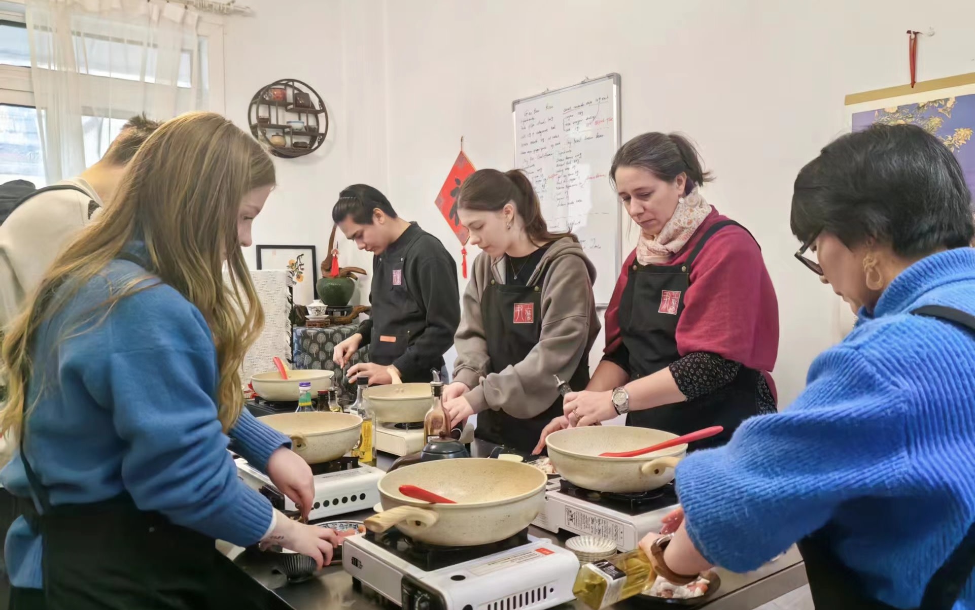 Vegan Chinese Cooking Experience: 4 Classic Vegetarian Dishes + Local Market Tour