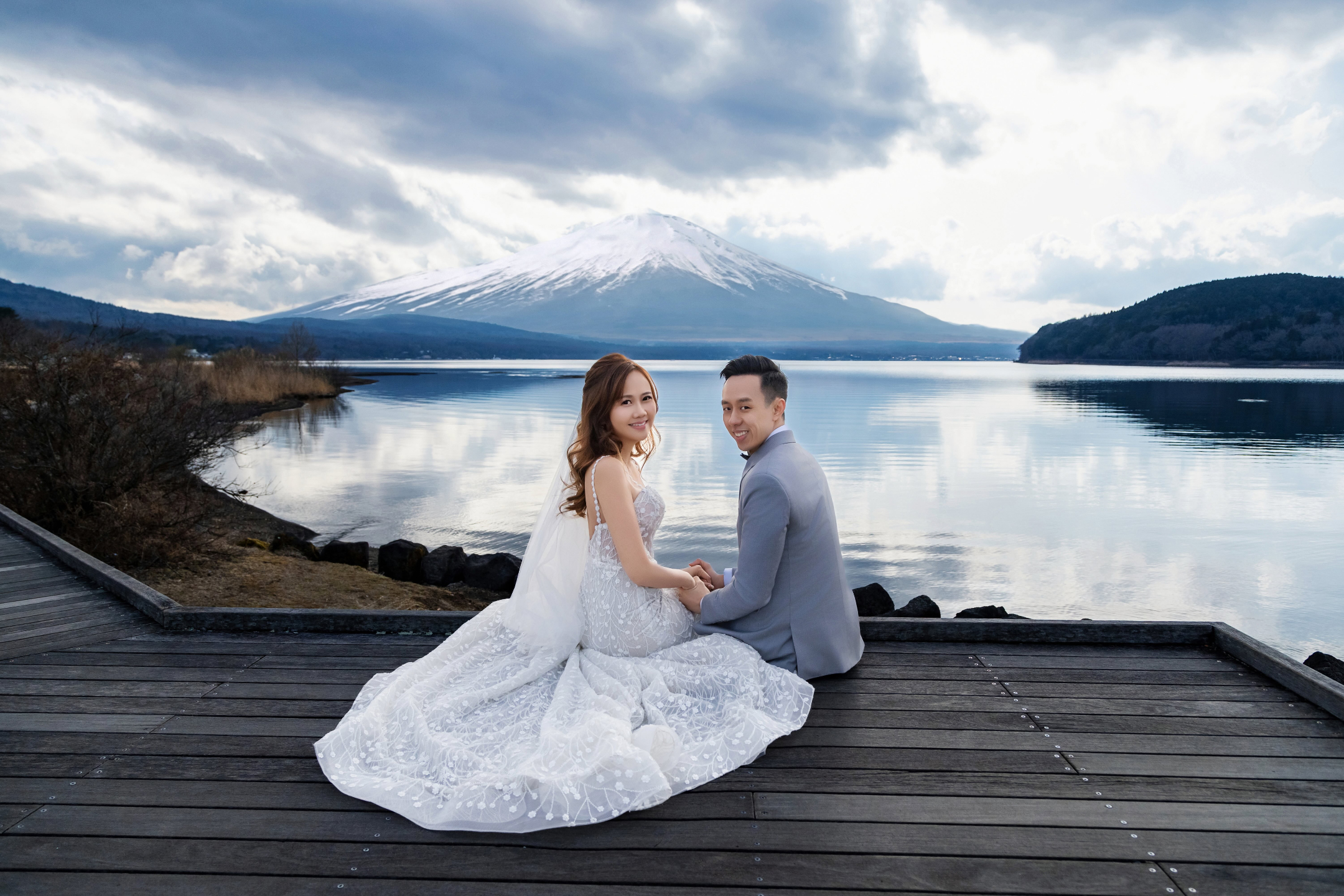 山中湖交流廣場KIRARA - 視野開闊的湖畔區域，可欣賞富士山全景