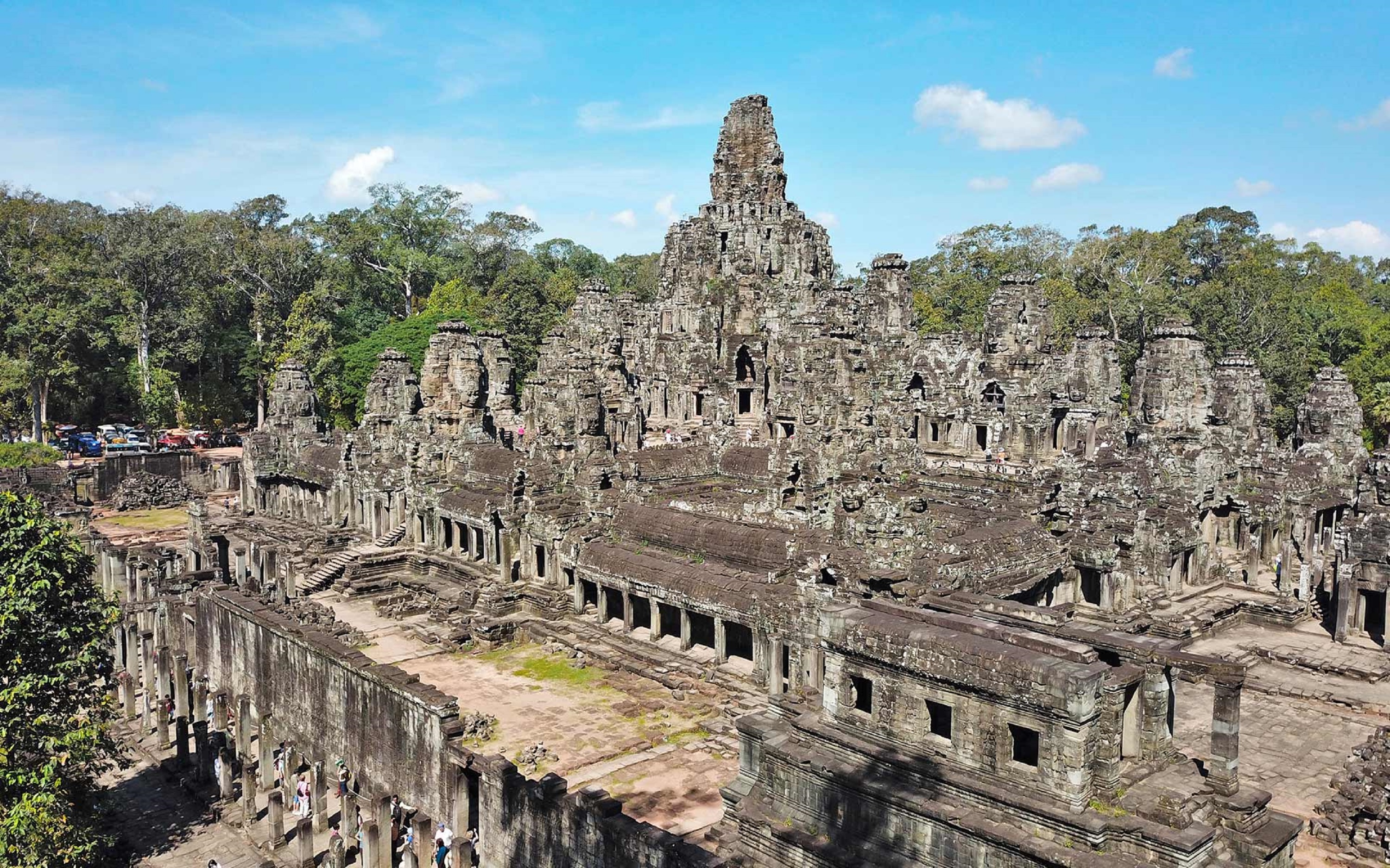 Angkor Wat Sunrise Small Cycle Group Tour