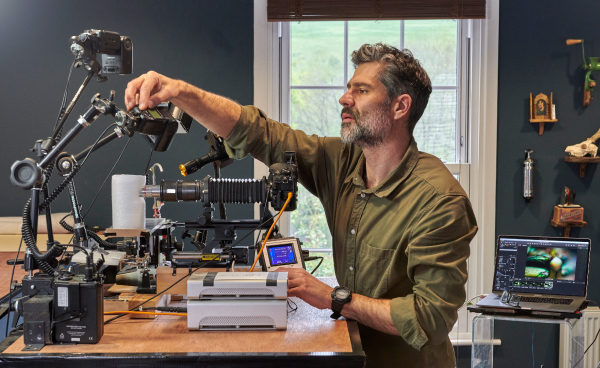 屢獲殊榮的英國攝影師萊文·比斯 屢獲殊榮的英國攝影師萊文·比斯