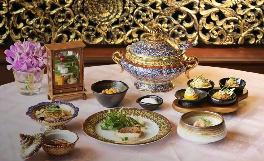 曼谷文華東方酒店Sala Rim Naam餐廳泰式晚餐體驗