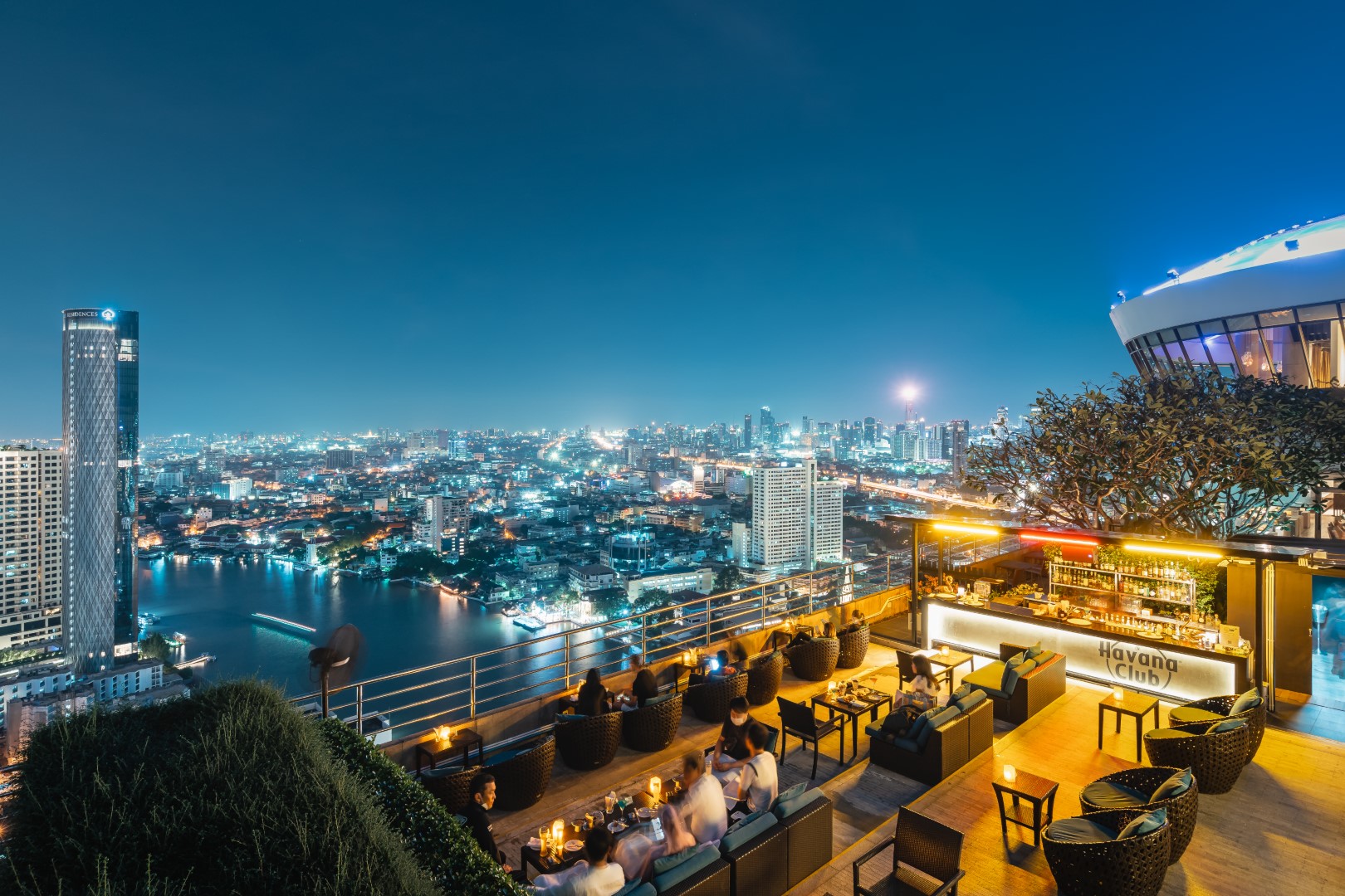 ThreeSixty Rooftop Bar at Millennium Hilton Bangkok