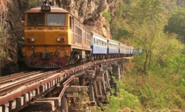 RIVER KWAY WITH DEATH VALLEY WITHOUT DINNER
