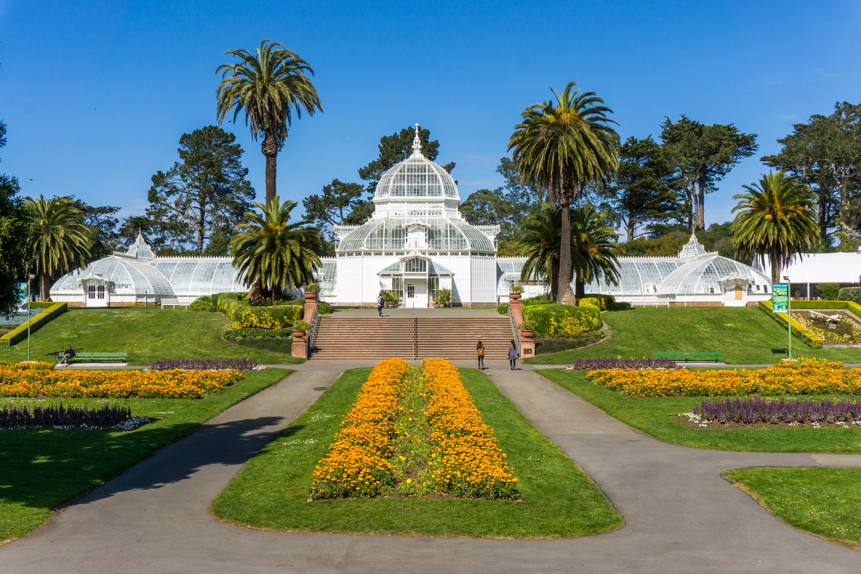 Discover diverse neighborhoods, including Chinatown, Haight-Ashbury, and North Beach, with ample time to explore