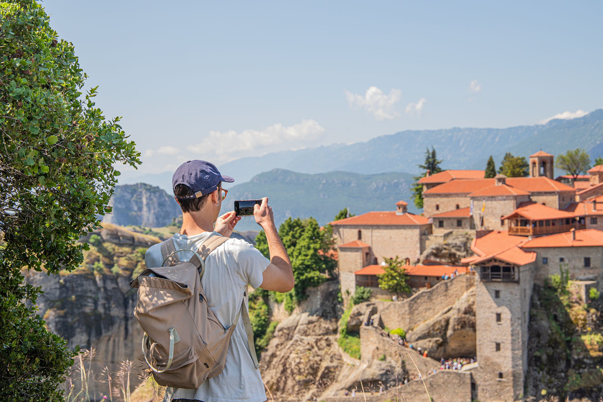 梅特歐拉（Meteora）健行遊，從卡拉巴卡或卡斯特拉奇出發，並參觀修 monastery