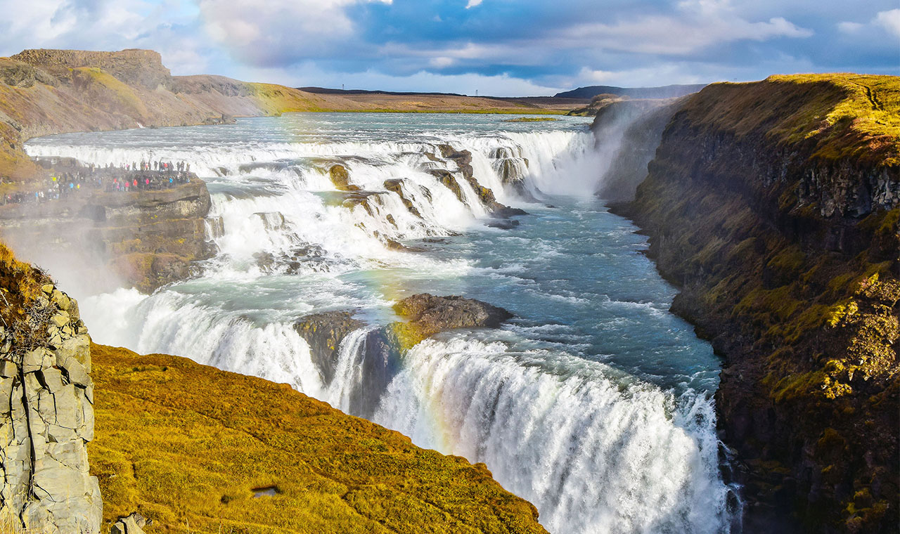 Iceland Golden Circle Blue Lagoon Day Tour: Crater Lake, Geyser, Golden Waterfall (including comfortable tickets)