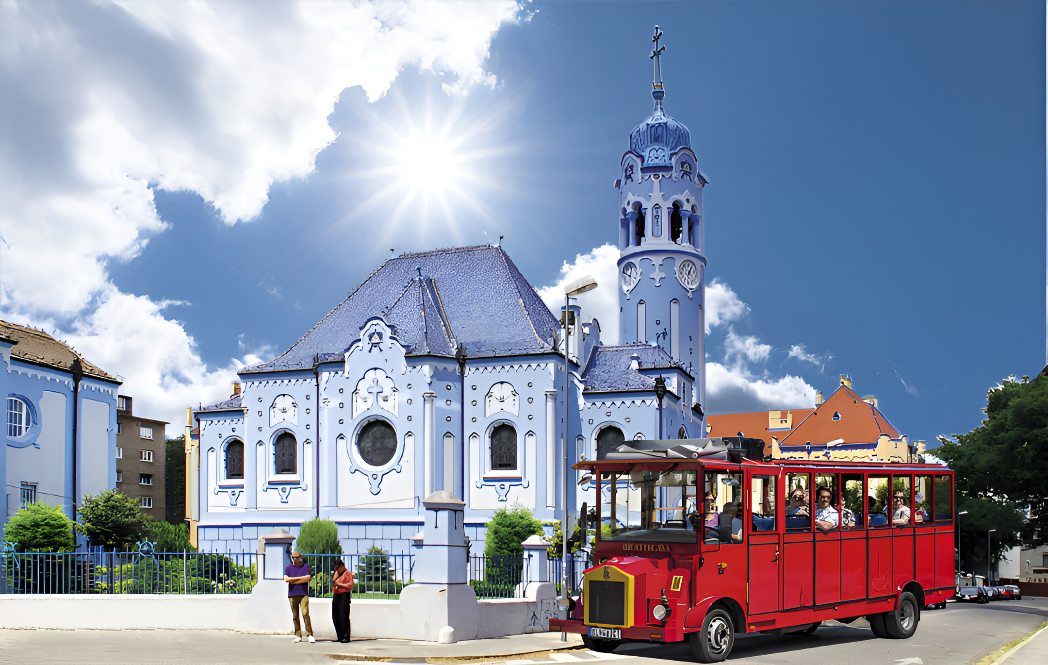 UFO&Blue Church in Bratislava by Presporacik Sightseeing Vehicle