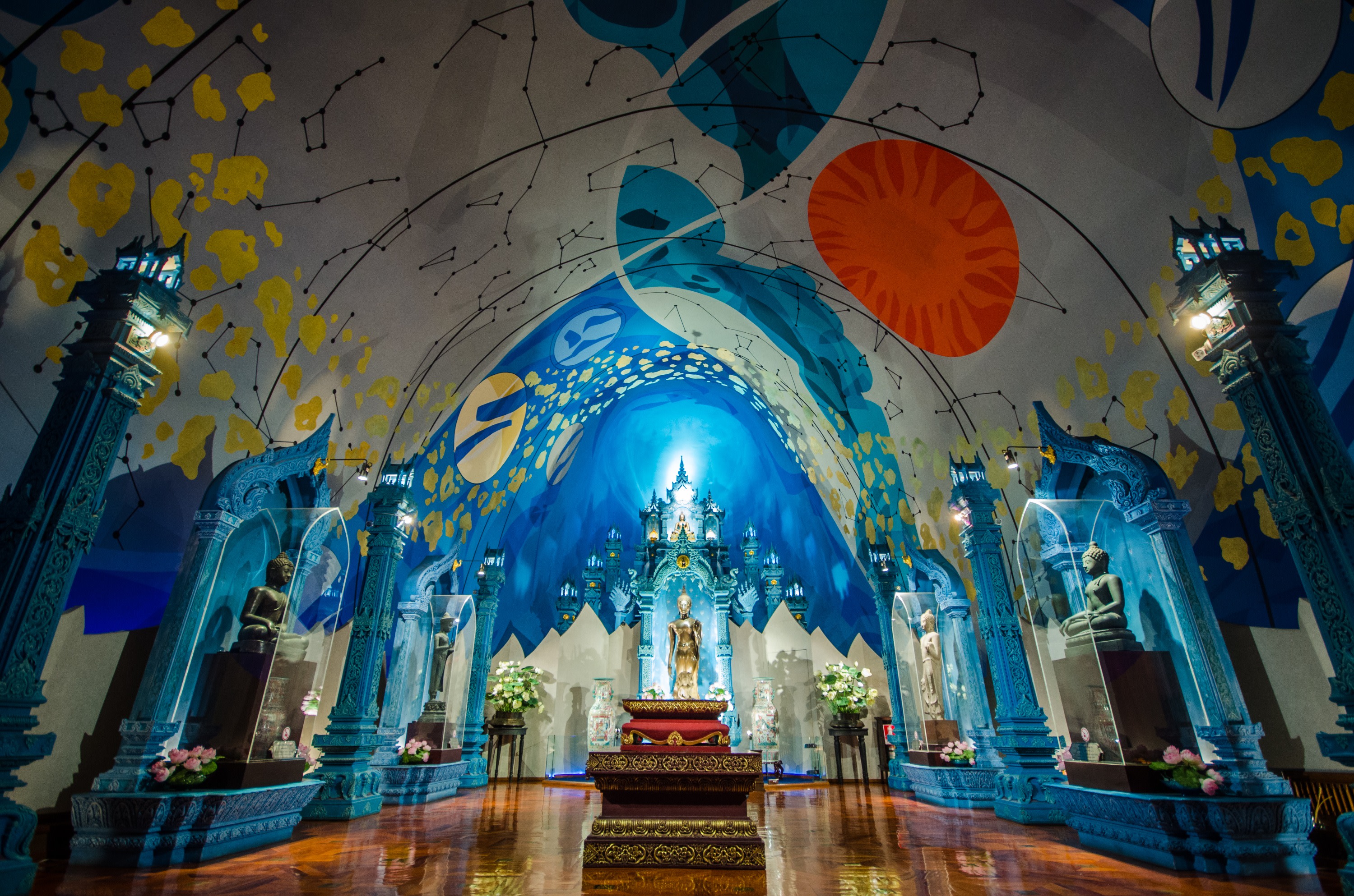 Floating Market & Erawan museum Day Tour from Bangkok