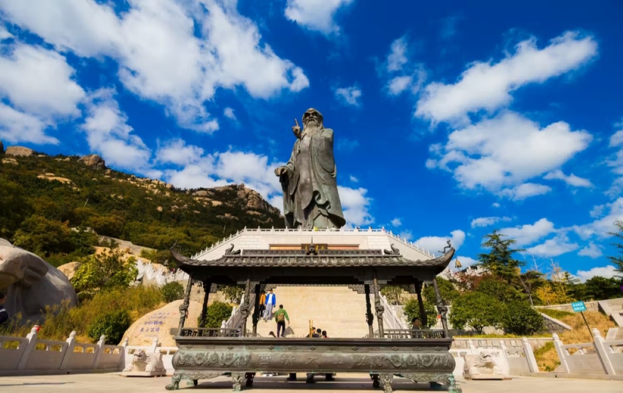 青島市區出發嶗山一日遊&暢玩仰口&太清景區（賞奇峰異石 + 品嶗山綠茶 + 純玩無購 + 逍遙盡享山海風光+自由活動）