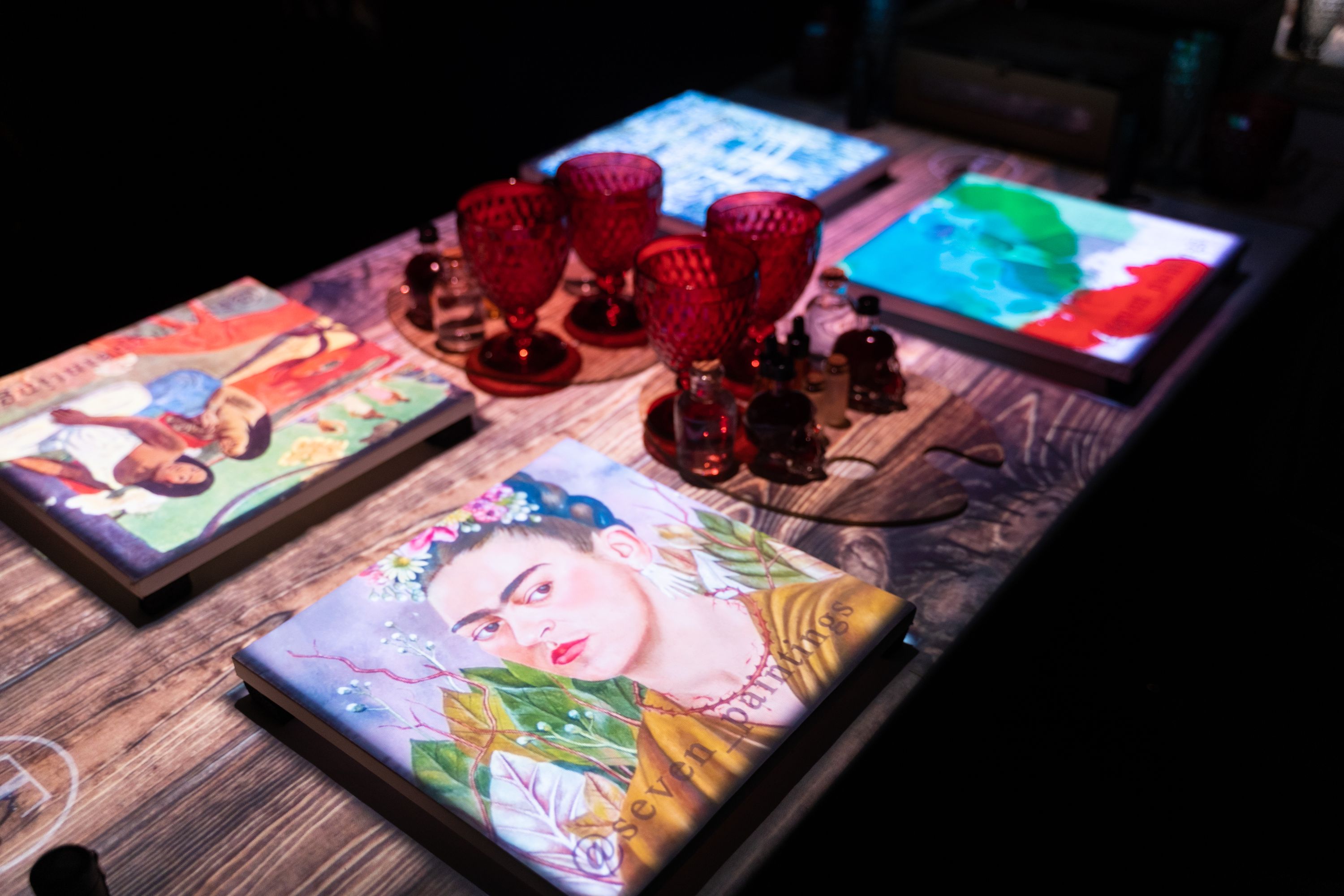 杜拜 Seven Paintings 沉浸式用餐體驗