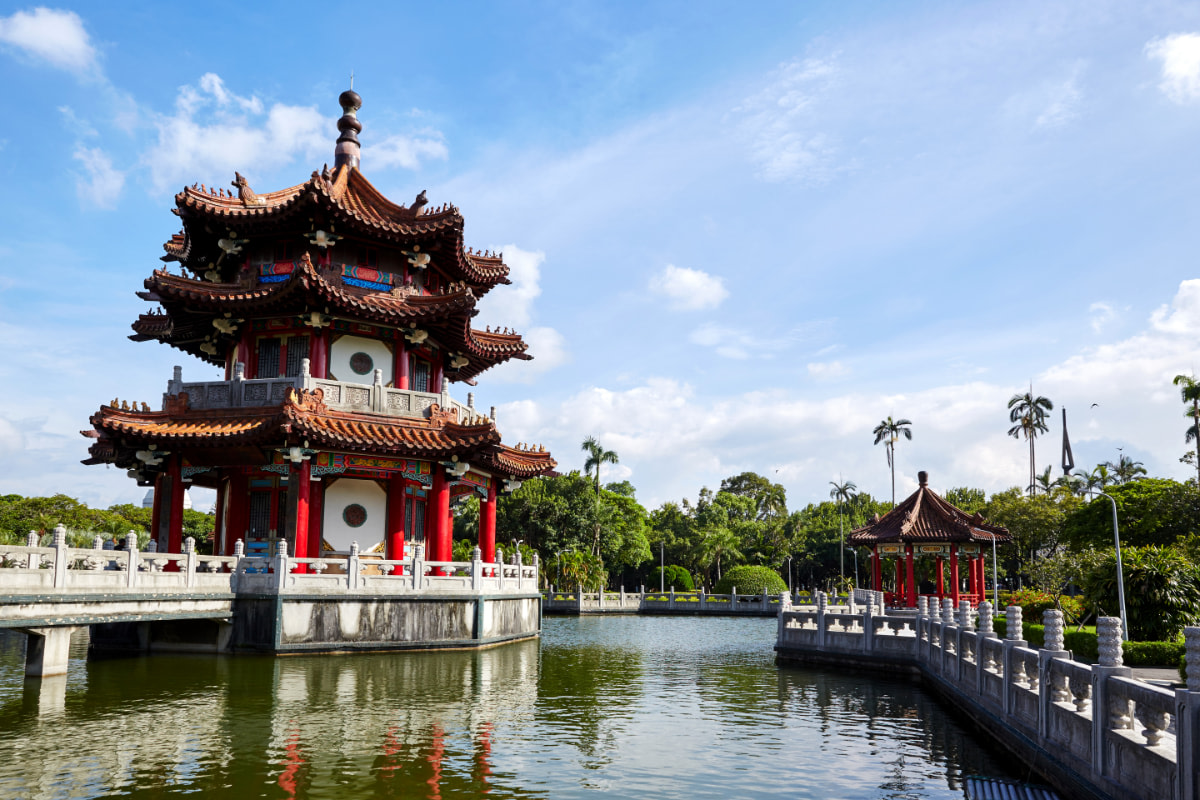 二二八和平公園曾是台北同志早期的集散地，也在白先勇小說《孽子》中留下印記