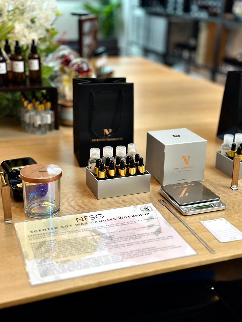 新加坡大豆蠟燭製作工作坊（Nefertum Fragrances提供）
