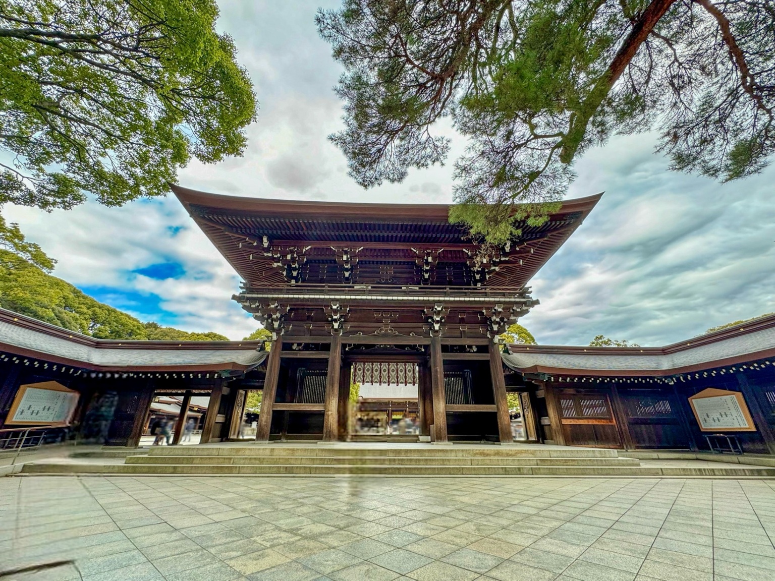 [Depart from Ueno/Tokyo] Tokyo Landmark Bus Day Tour｜Meiji Jingu Shrine & Imperial Palace & Sensoji Temple & Tokyo Bay Cruise & Odaiba (Chinese/English Tour Guide)