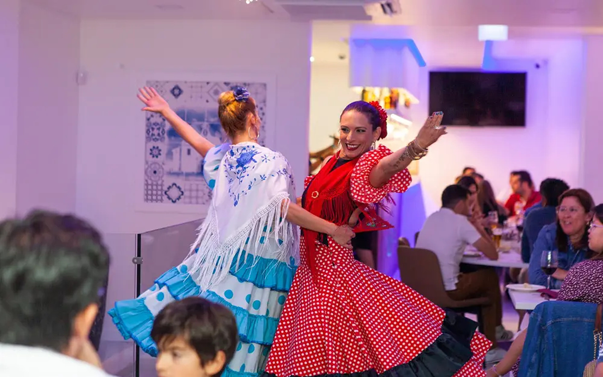 Spanish Night Flamenco Dance Show with Tapas in AllGarbe