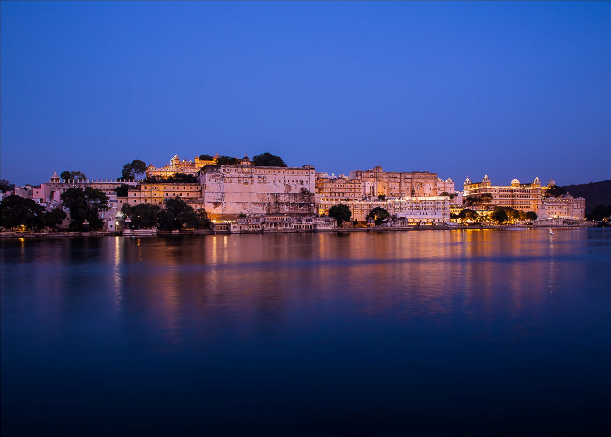 Udaipur Full-Day Private City & Sightseeing Tour