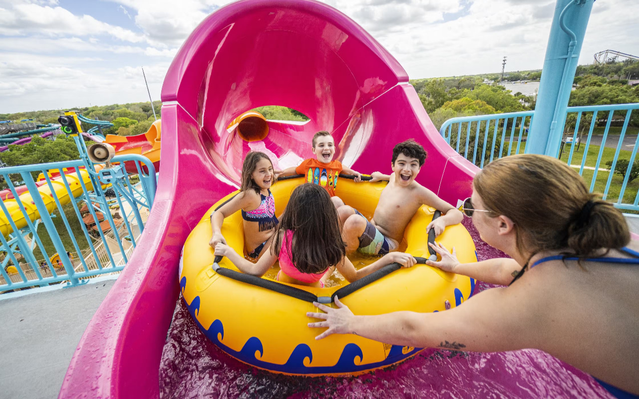 Adventure Island Waterpark ticket in Tampa