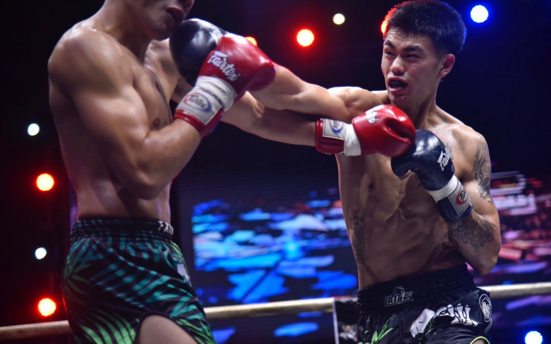 SRC SIAM REAL COMBAT Muay Thai Stadium in Bangkok