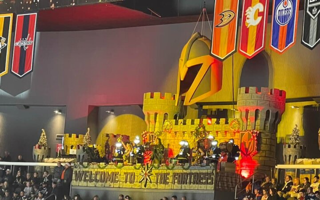 在您的專屬座位上，捕捉冰球運動與拉斯維加斯頂級娛樂的精彩瞬間，留下難忘回憶。