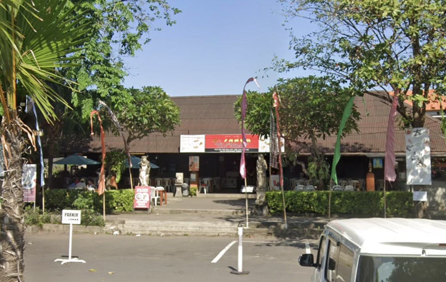 Golden Queen redemption counter in Sanur