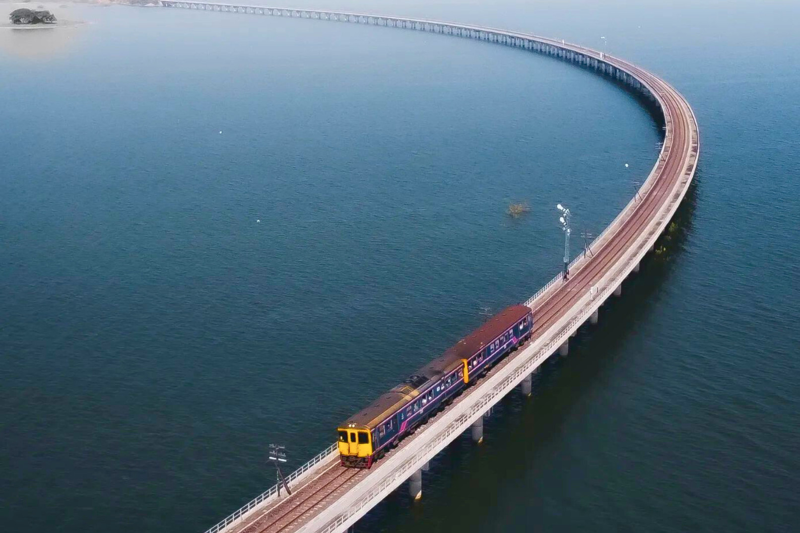 Lopburi Full Day Train Tour